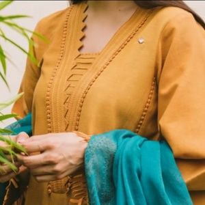 Meet your Posher, Huda